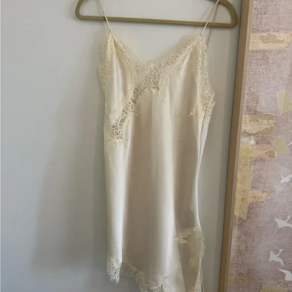 Zara ZW COLLECTION ASYMMETRIC LACE DRESS cream - Picture 3 of 7